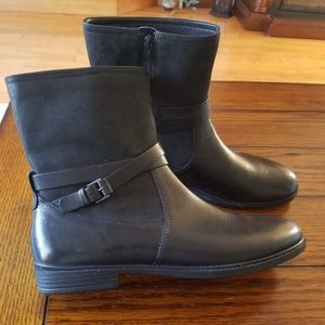Women's Ecco boots size 9.5